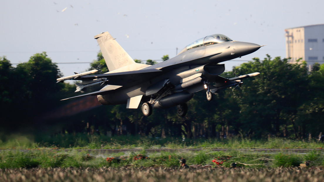 Taiwán denuncia que 30 aviones militares chinos entraron en su zona de identificación de defensa aérea