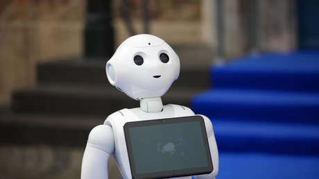 Nueva York distribuye robots cuidadores entre personas de edad avanzada para combatir la soledad