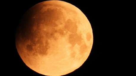 Proponen guardar los conocimientos de la humanidad en túneles de lava en la Luna