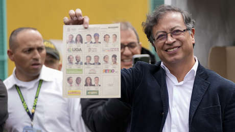 Preconteo en Colombia da ventaja a Gustavo Petro sobre Rodolfo Hernández