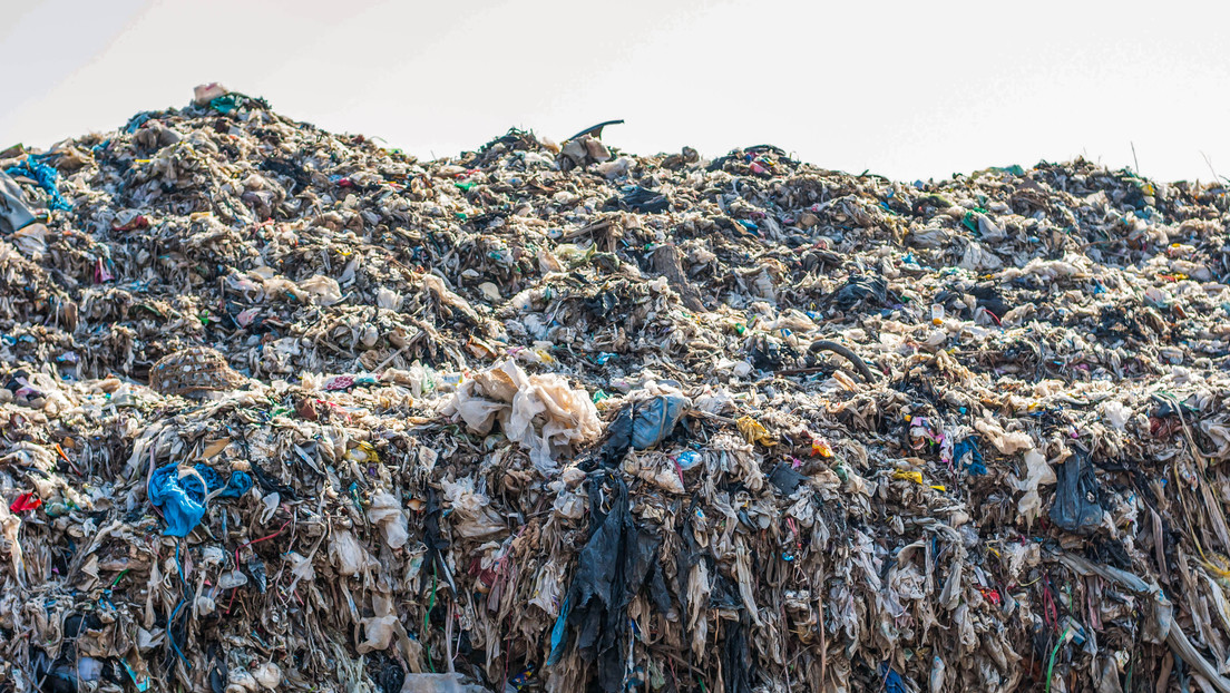 "Ecoblanqueo público": Shein genera polémica al donar 15 millones de dólares a trabajadores de desechos textiles en África