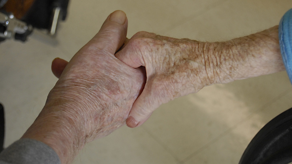 Un veterano de guerra estadounidense se reencuentra con su antigua amada de Japón tras 70 años de búsqueda
