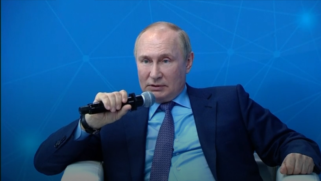 Putin: "Si un país no es capaz de tomar decisiones soberanas es una colonia y no podrá sobrevivir"