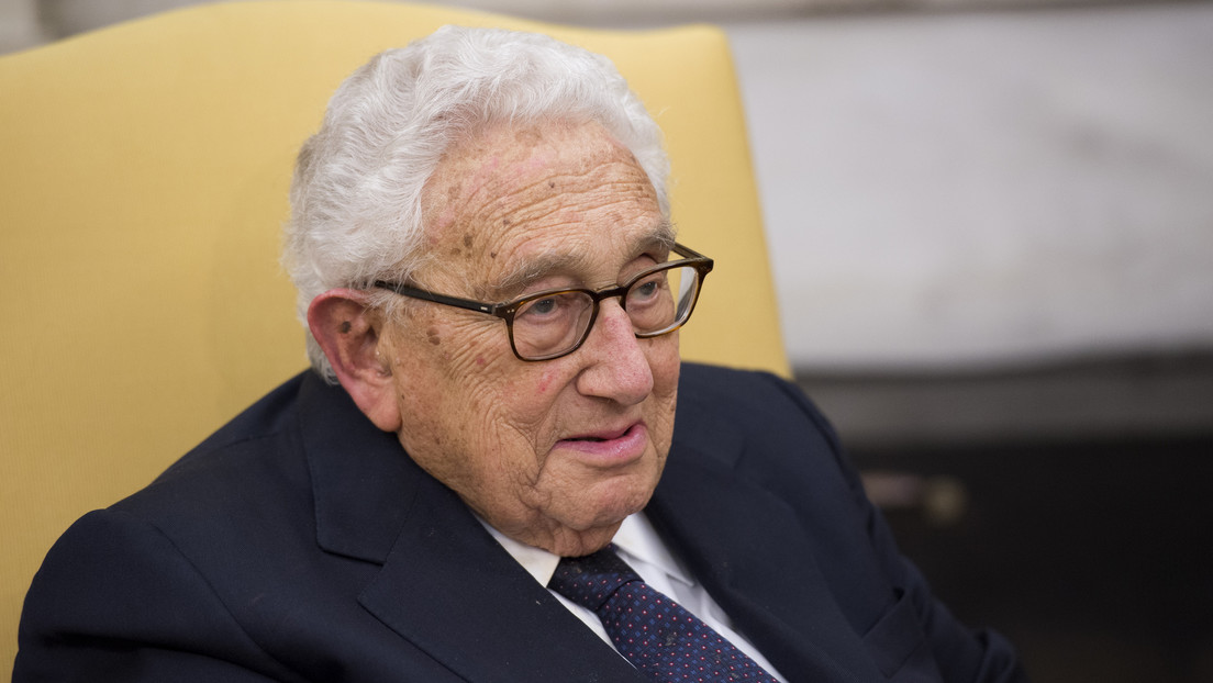 Kissinger llama a resolver el conflicto en Ucrania y explica qué sucederá si no se respetan los intereses de Rusia
