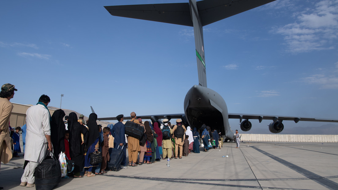 Las Fuerzas Aéreas de EE.UU. concluyen que la tripulación de un avión de su flota, del que cayeron afganos al despegar de Kabul, actuó adecuadamente