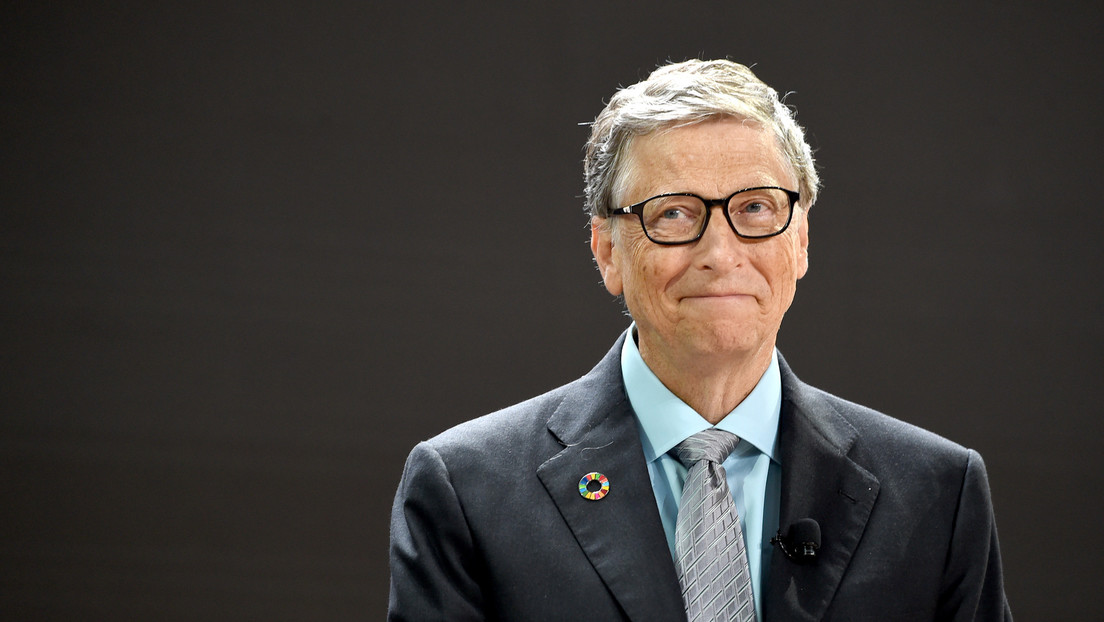 Bill Gates dice que las criptodivisas y los NFT se basan "al 100% en la teoría del tonto mayor"