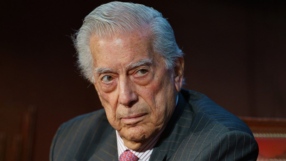 Vargas Llosa dice que los colombianos "votaron mal" y considera la victoria de Petro como un "accidente enmendable"