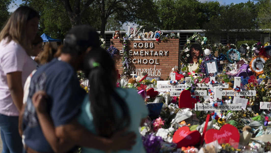 Policías armados llegaron 19 minutos después del atacante en el tiroteo de la escuela de Texas, revela un informe