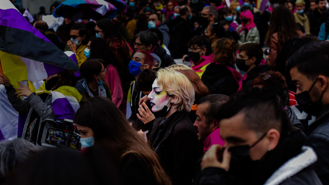 El Gobierno de España aprueba la 'ley trans' que reconoce el derecho a la autodeterminación de género a partir de los 12 años