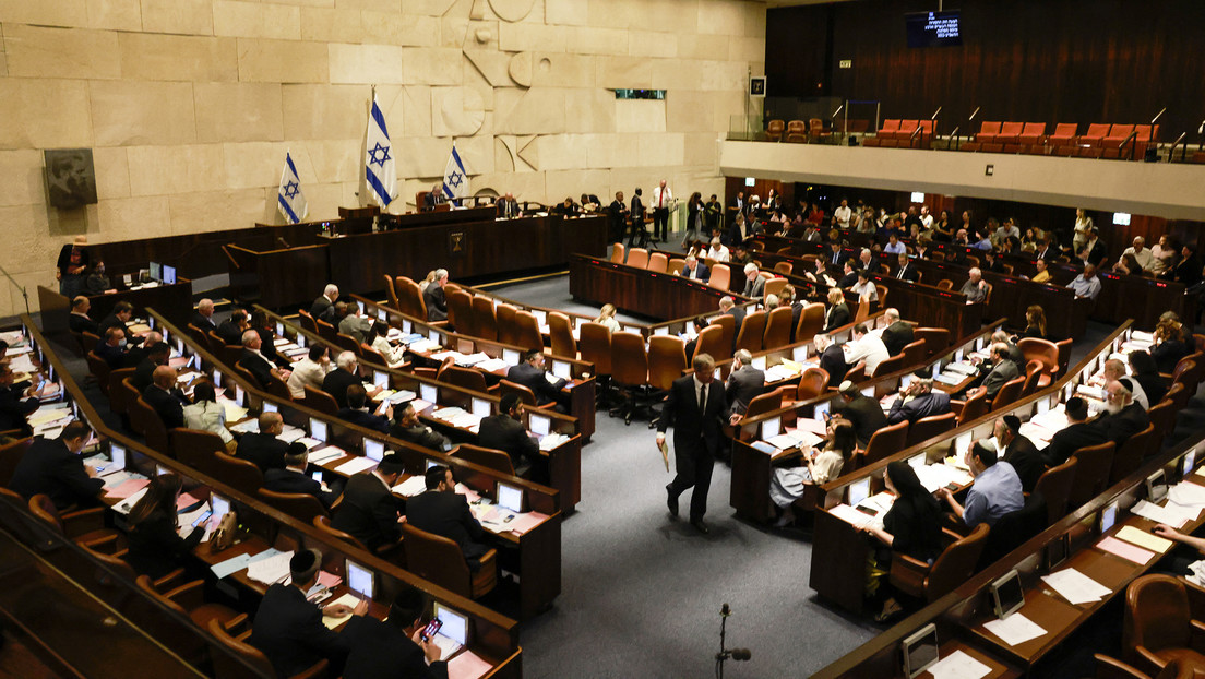 El Parlamento de Israel vota su disolución