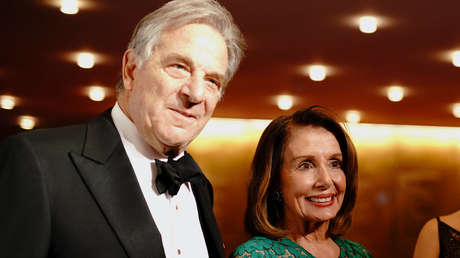 Acusan al esposo de Nancy Pelosi de manejar en estado de ebriedad