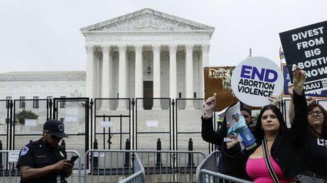 Vaticano sobre el movimiento provida: Estar a favor de la vida significa también preocuparse por las mujeres embarazadas
