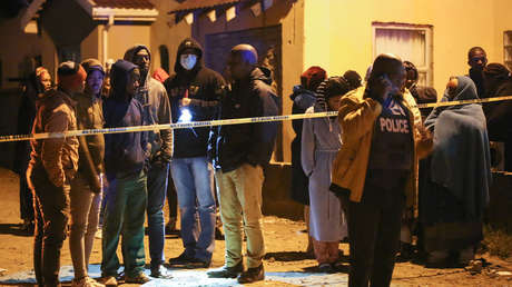 Una fuga de gas podría haber causado la muerte de 21 adolescentes en un bar en Sudáfrica