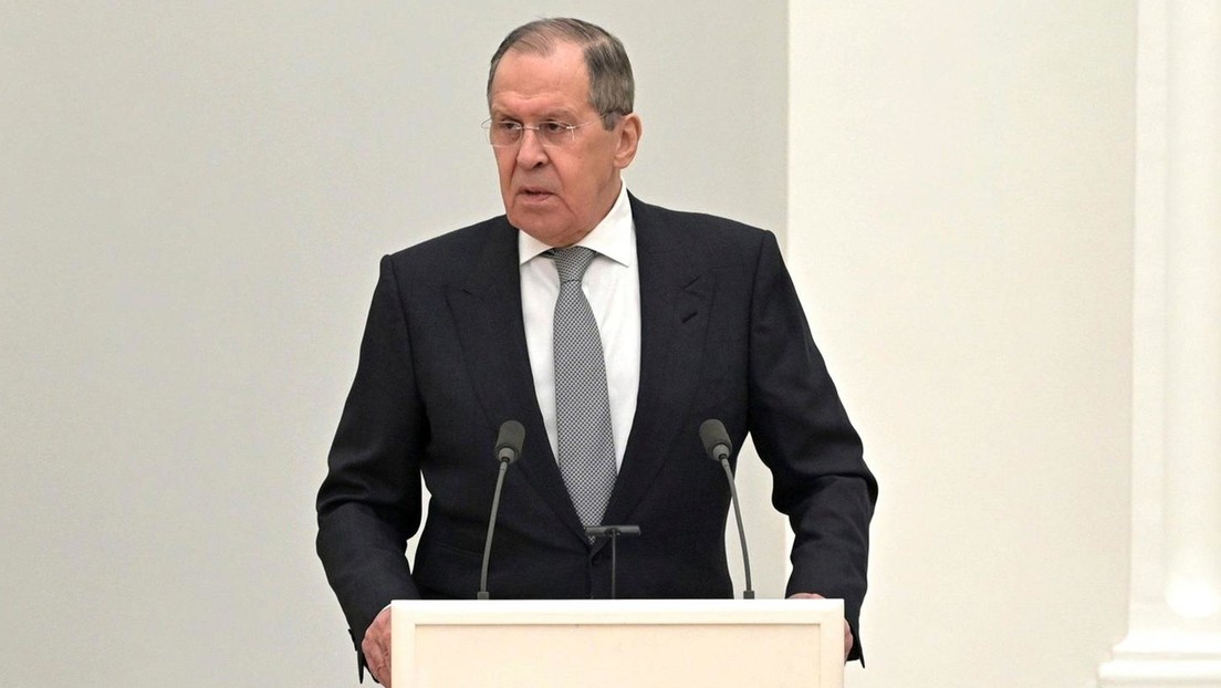 Lavrov: A Rusia le interesa que todos sepan qué hizo y "cómo continúa comportándose" el régimen de Kiev