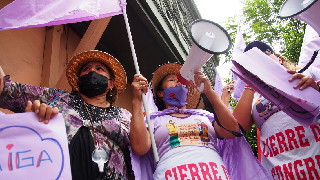 Polémica en Perú: congresistas proponen sustituir el Ministerio de la Mujer por el de la Familia y desatan protestas feministas