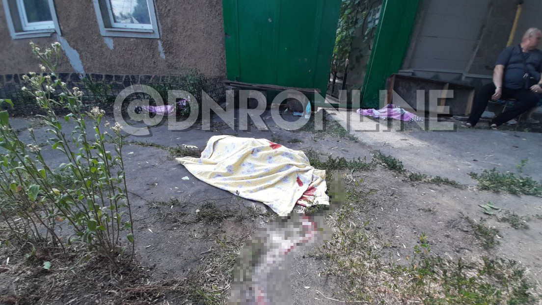 "Mi nieta fue destrozada en tres pedazos": Un obús donado por Francia estaría detrás de la muerte de una niña en Donetsk