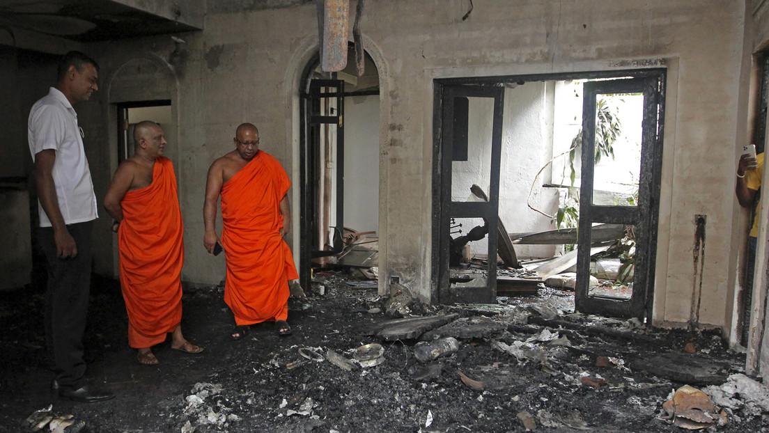 VIDEOS: Así quedó la residencia privada del primer ministro de Sri Lanka tras ser incendiada por los manifestantes