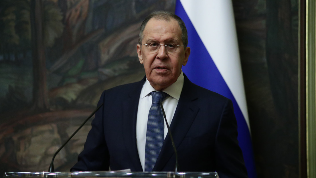 Lavrov: "OTAN exige una dependencia no solo de la región euroatlántica, sino de toda Asia-Pacífico, y China se opone a estas ambiciones neocoloniales"