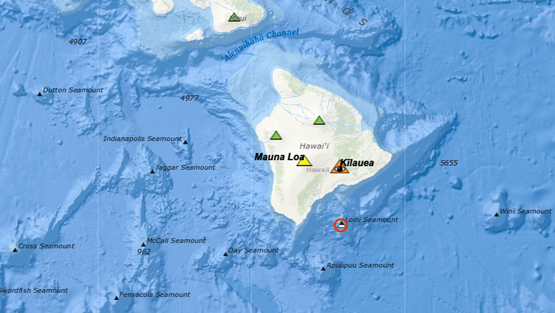 Volcán submarino frente a Hawái muestra signos de movimiento de magma y genera sismos