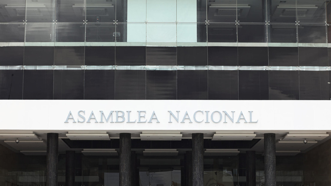Una comisión legislativa de Ecuador da luz verde al primer debate para derogar la reforma tributaria de Lasso