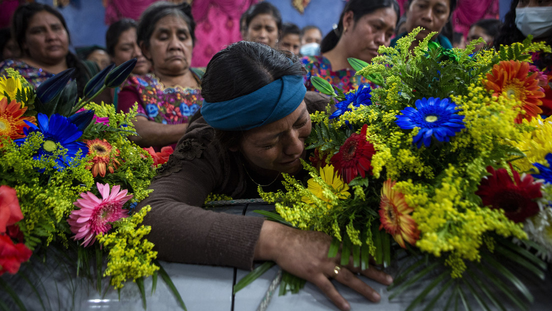 Un gran jurado acusa a dos hombres por tráfico ilegal y muerte en el caso de los 53 migrantes muertos por asfixia en un tráiler en Texas