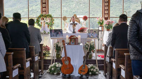 El final de 22 años de espera: los restos de Carmenza Castañeda, una sexagenaria secuestrada por las FARC, son entregados a su familia