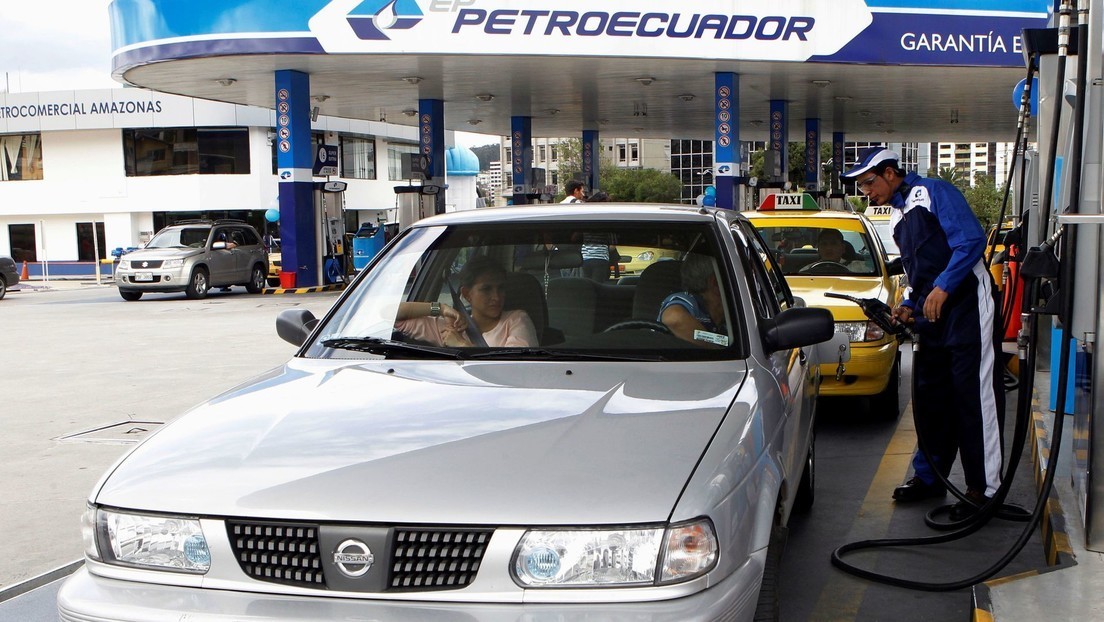 Guillermo Lasso ordena cesar en sus funciones al presidente ejecutivo de la petrolera estatal ecuatoriana Petroecuador