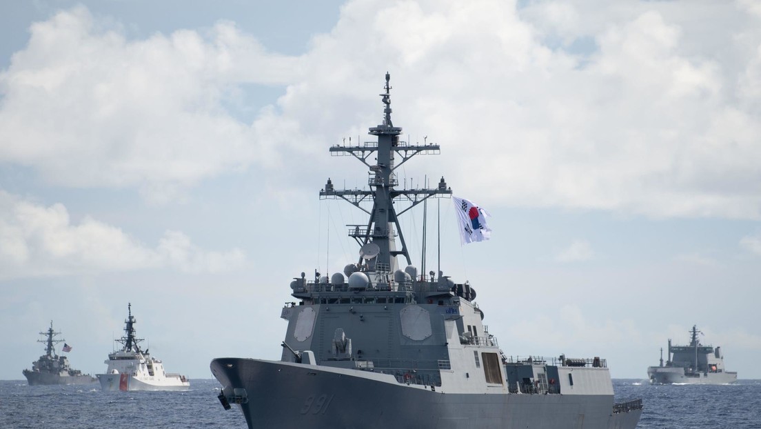 Corea del Sur lanza al océano su primer destructor con sistema de combate Aegis de 8.200 toneladas