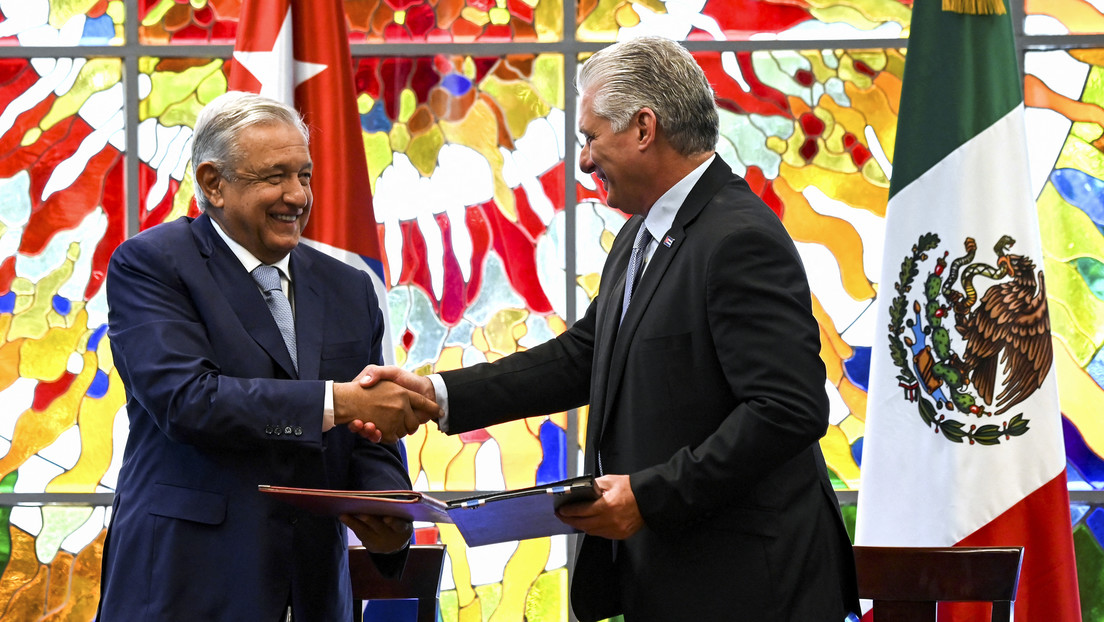 Díaz-Canel agradece a López Obrador y Maduro por su "inmediata respuesta" ante el incendio de un depósito de combustible en Cuba
