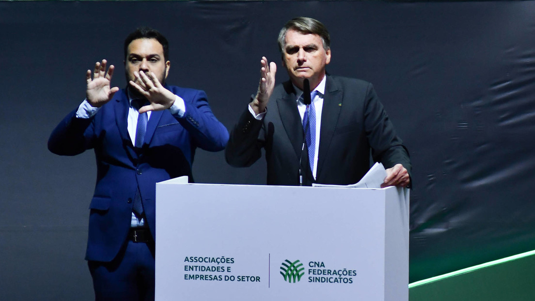 "Un acto importante a favor de Brasil": Bolsonaro utiliza la baja de precios del combustible para burlarse de un evento por la democracia