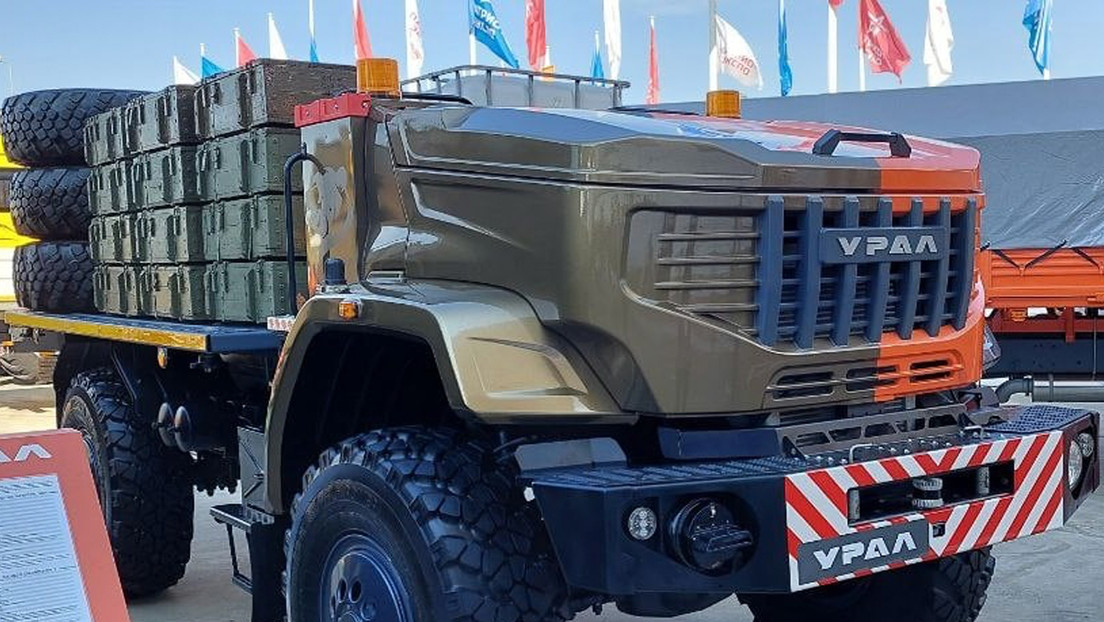 FOTOS: Rusia presenta el prototipo del primer camión militar no tripulado en la exposición Army-2022