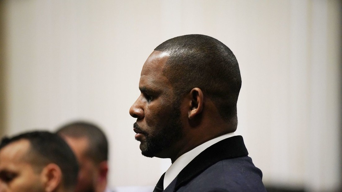 El cantante R. Kelly afronta un nuevo juicio por obstrucción a la justicia y actividades sexuales con menores de edad