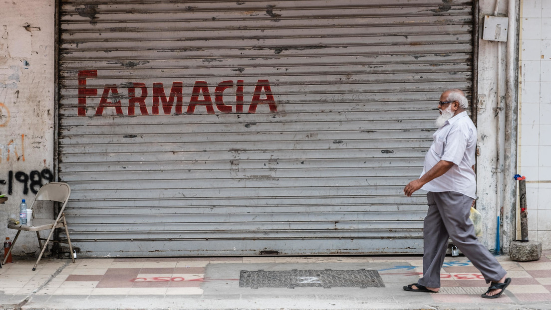 ¿Por qué han cerrado casi 450 pequeñas farmacias en Panamá?