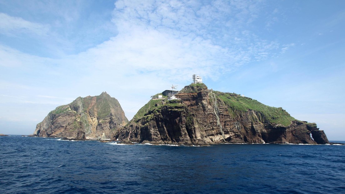 Japón protesta ante Corea del Sur por sus investigaciones cerca de islotes en disputa