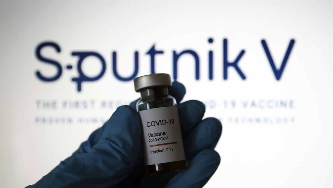 Desarrollan una nueva versión de la vacuna Sputnik V eficaz contra las cepas delta y ómicron