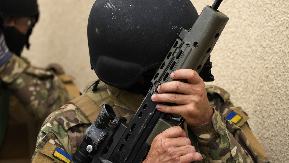 Combatientes de la legión extrajera ucraniana acusan a su mando de numerosas infracciones, desde saqueos hasta misiones suicidas