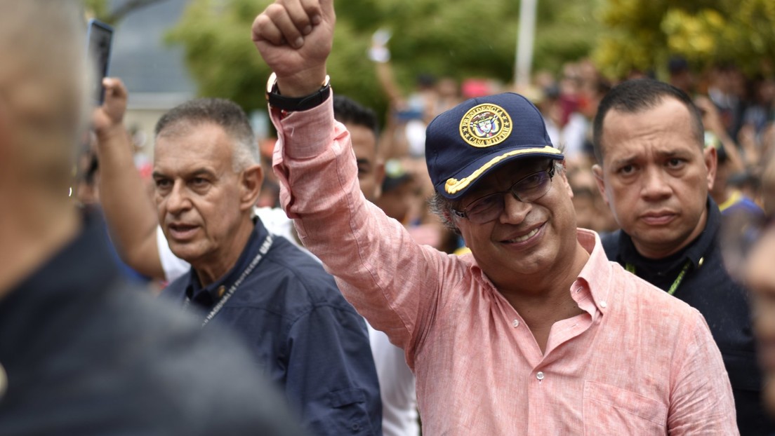 "Vengo a hablar de paz": Petro visita El Tarra a pesar del reciente ataque armado contra una avanzada presidencial en esa zona de Colombia