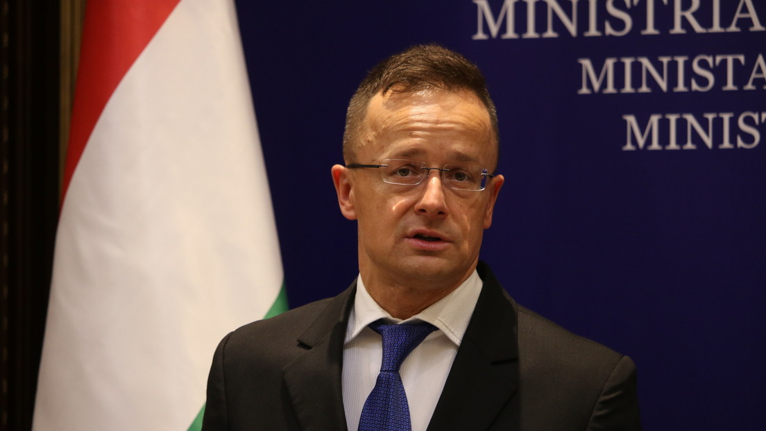 El ministro de Exteriores de Hungría Peter Szijjarto