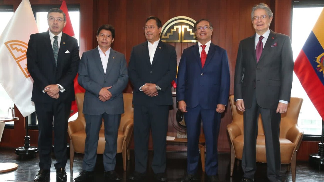 Petro propone a la Comunidad Andina reintegrar a Venezuela y a Chile