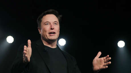 Elon Musk predice que EE.UU. experimentará una "recesión leve" durante 18 meses