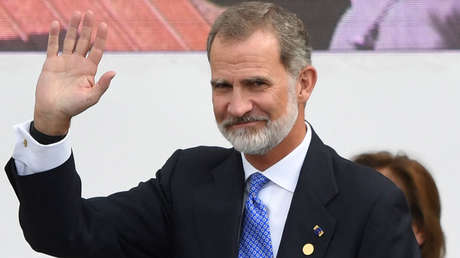 La temperatura de los gestos: lo que revela (y oculta) la actitud del rey de España ante la espada de Bolívar