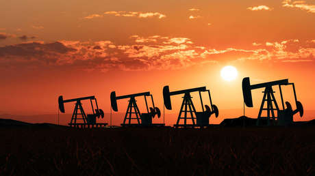 FMI: Países de Oriente Medio obtendrán 1.300 millones de dólares extra en 2026 por la subida del crudo