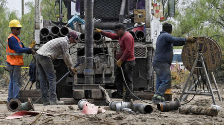 "Vamos a pagar las indemnizaciones": López Obrador anuncia un acuerdo con los familiares de los 10 mineros de Coahuila