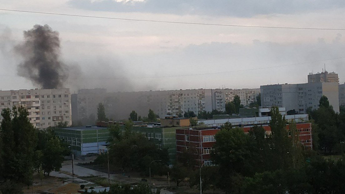 Ucrania lanza un ataque de artillería masivo contra la ciudad cercana a la central de Zaporozhie