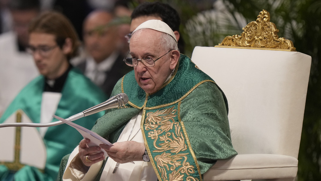El papa Francisco cesa a los altos cargos de la Orden de Malta