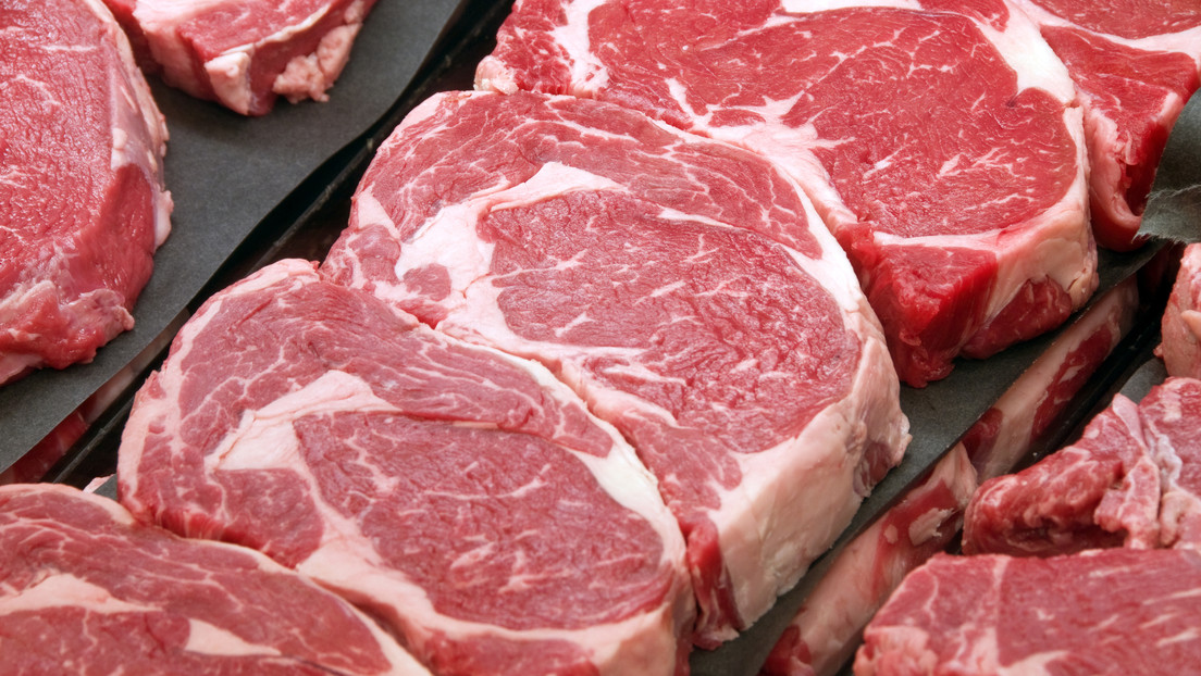 Supermercados británicos ponen "monitores de carne" para evitar el robo de carnes caras