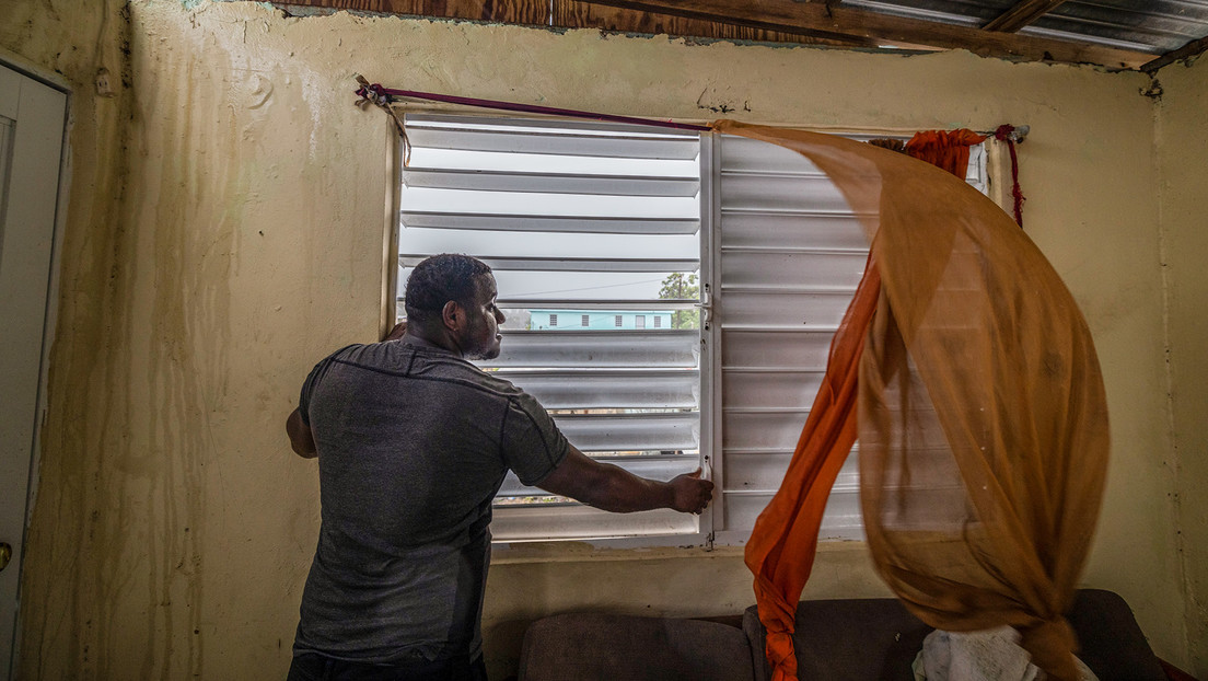 Todo Puerto Rico se queda sin suministro eléctrico por el huracán Fiona