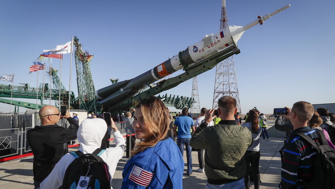 Delegación de la NASA llega a Baikonur para el primer vuelo conjunto con Rusia