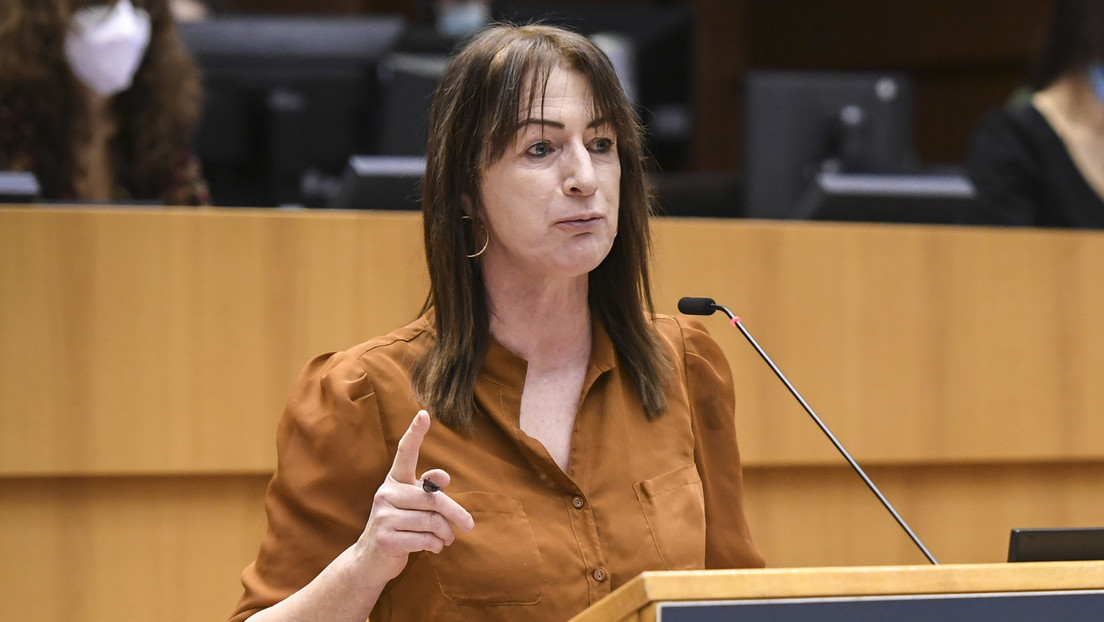 "Si la hipocresía tuviera un nombre, se llamaría Unión Europea", denuncia una eurodiputada irlandesa