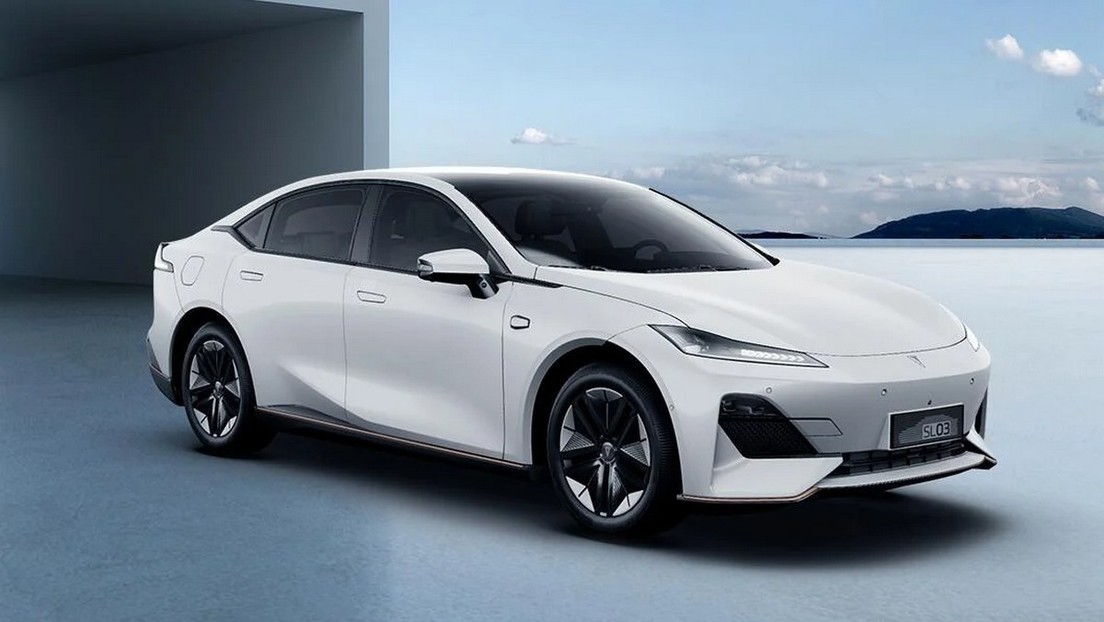 Así es el clon del Model 3 de Tesla que lanzó una empresa china por un precio mucho menor